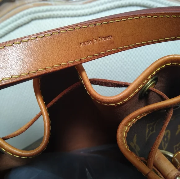 Louis Vuitton Vintage Noe GM Bucket Bag - Picture 8 of 16